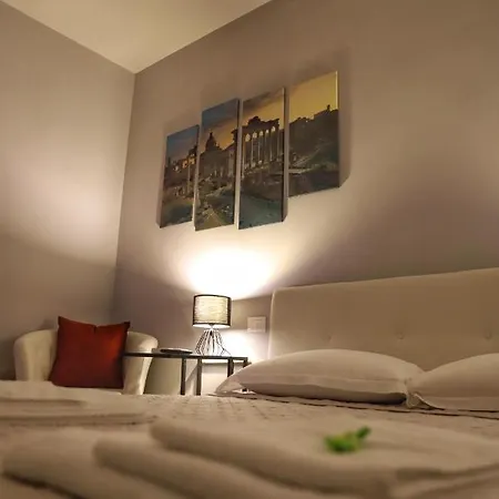 Cavour Home-3