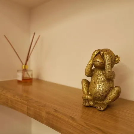 Cavour Home-2